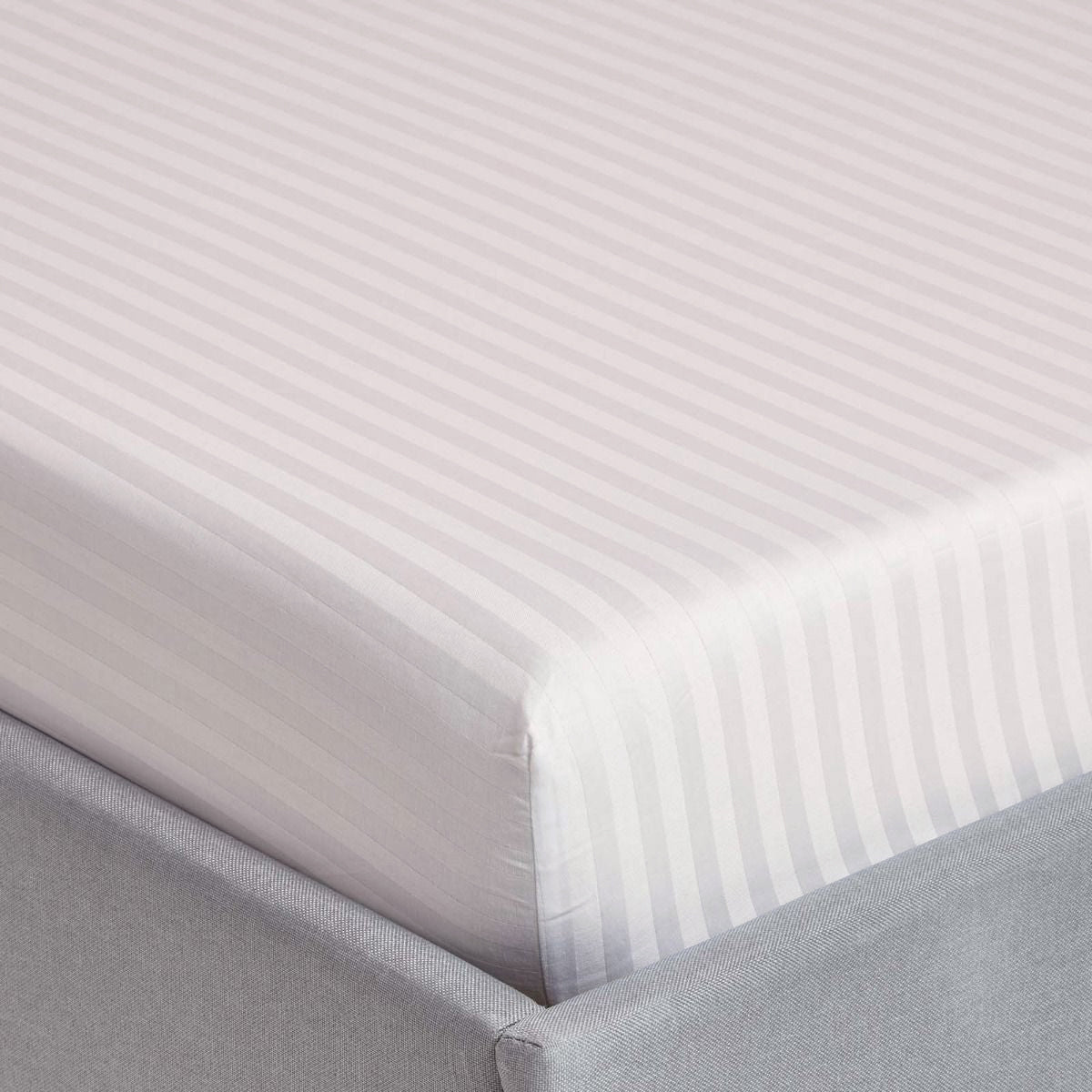 Stripe Satin Bed Sheet Set 3 Pieces